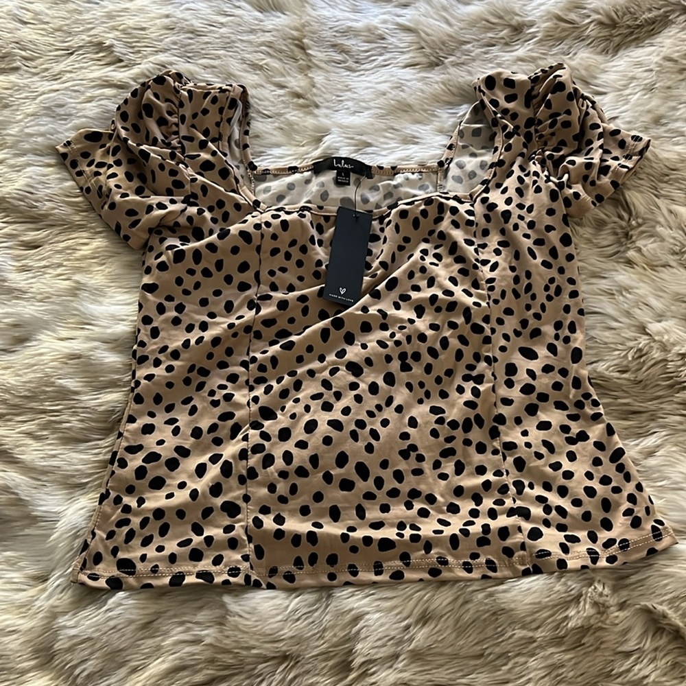 Lulu’s leopard print top